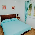 فيلة Kuca Za Odmor Vucjak بيهاتش