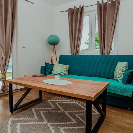 Kuca Za Odmor Vucjak فيلة بيهاتش